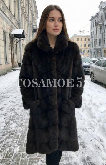 Норковая черная шуба с отложным воротником